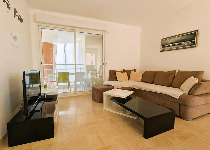 Apartment Of 70 M With Shared Pool In Hyeres